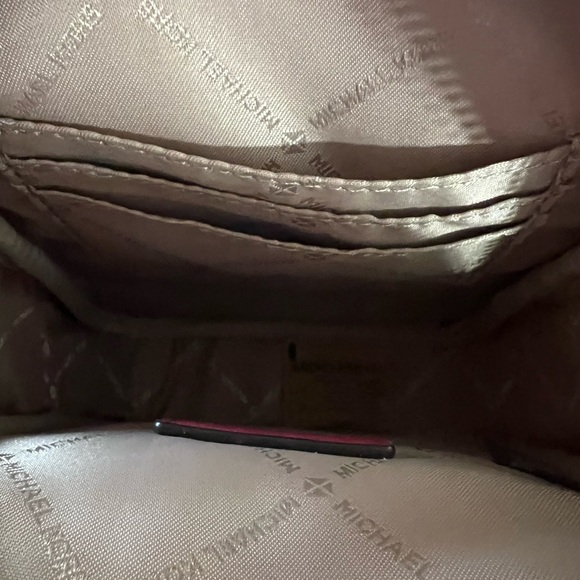 Michael Kors Jet Set Travel Medium Signature Logo Crossbody Bag Electric Pink - Picture 10 of 11